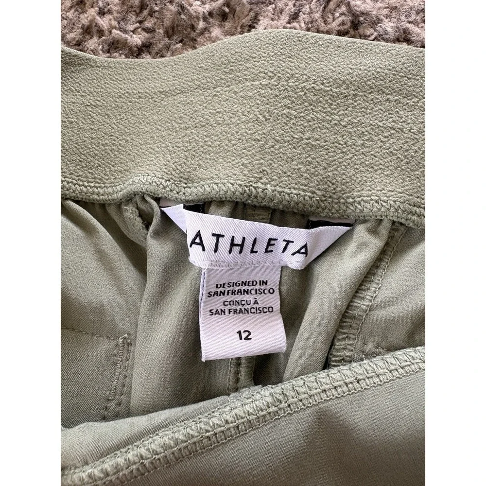 Athleta Brooklyn Heights High Rise Wide Trouser in Eucalyptus Olive size 12